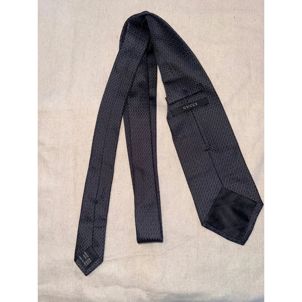 Gucci silk necktie